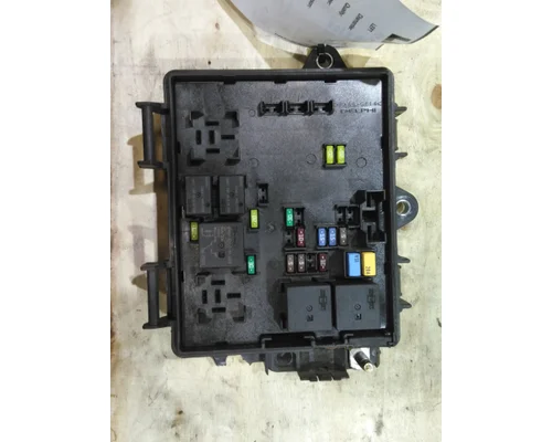 VOLVO VNL FUSE BOX