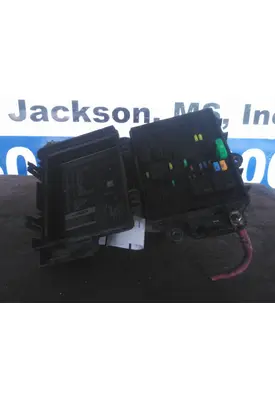 VOLVO VNL FUSE BOX