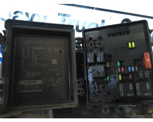 VOLVO VNL FUSE BOX