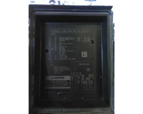 VOLVO VNL FUSE BOX
