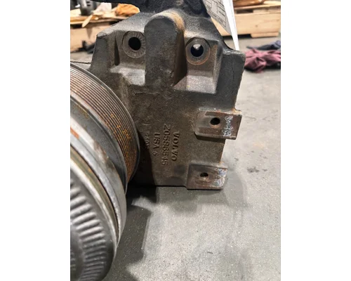 VOLVO VNL Fan Clutch