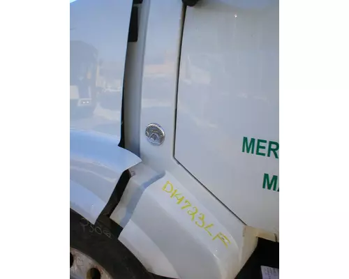 VOLVO VNL Fender Extension