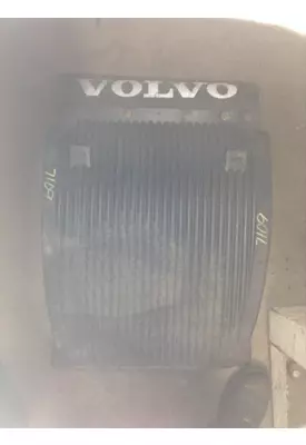 VOLVO VNL Fender Moulding