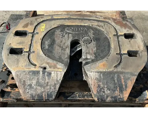 VOLVO VNL Fifth Wheel