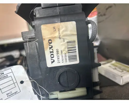 VOLVO VNL Floor Shift Assembly