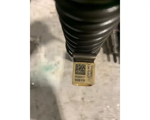 VOLVO VNL Fuel Injector