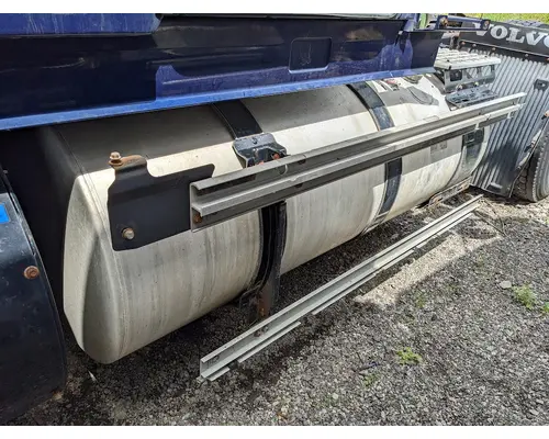 VOLVO VNL Fuel Tank
