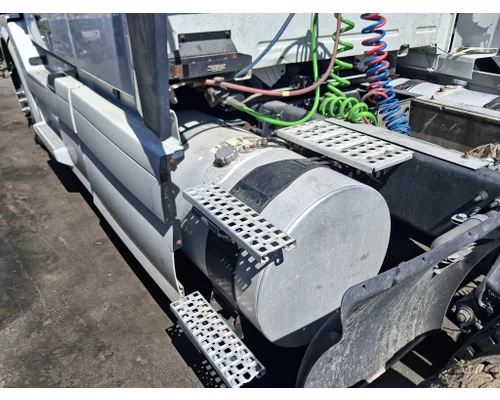 VOLVO VNL Fuel Tank