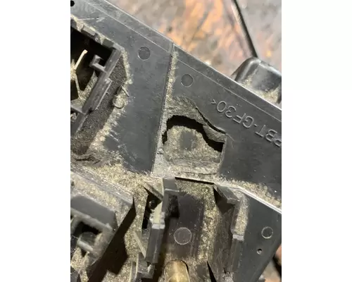 VOLVO VNL Fuse Box
