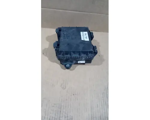 VOLVO VNL Fuse Box