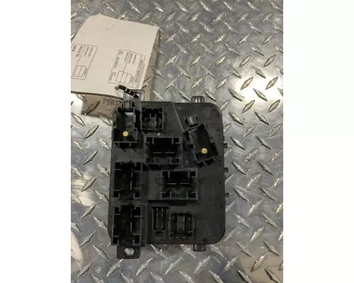 VOLVO VNL Fuse Box