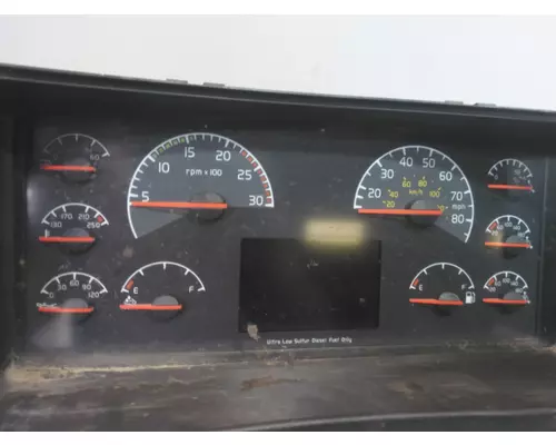 VOLVO VNL GAUGE CLUSTER