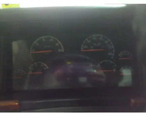 VOLVO VNL GAUGE CLUSTER