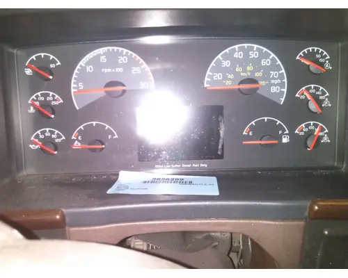VOLVO VNL GAUGE CLUSTER