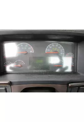 VOLVO VNL GAUGE CLUSTER