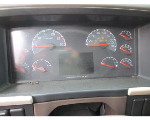 VOLVO VNL GAUGE CLUSTER