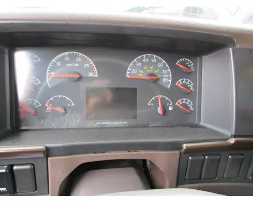 VOLVO VNL GAUGE CLUSTER