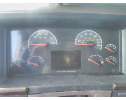 VOLVO VNL GAUGE CLUSTER