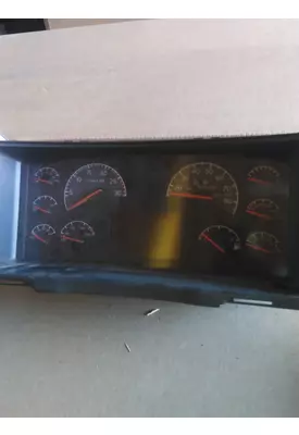 VOLVO VNL GAUGE CLUSTER