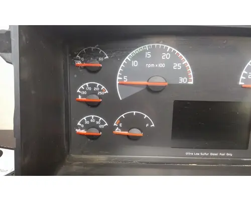 VOLVO VNL GAUGE CLUSTER