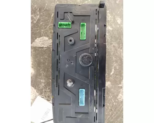VOLVO VNL GAUGE CLUSTER