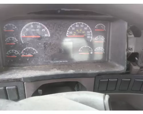 VOLVO VNL GAUGE CLUSTER
