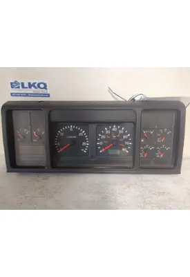 VOLVO VNL GAUGE CLUSTER