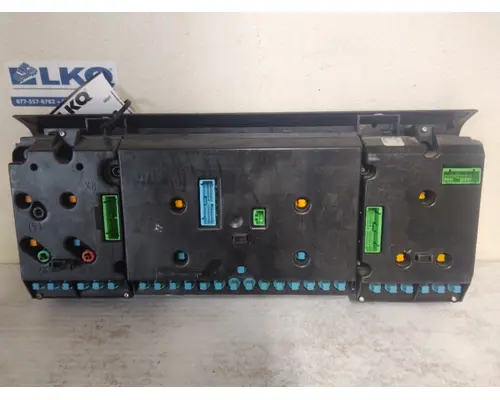 VOLVO VNL GAUGE CLUSTER