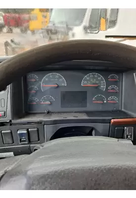 VOLVO VNL GAUGE CLUSTER