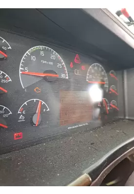 VOLVO VNL GAUGE CLUSTER