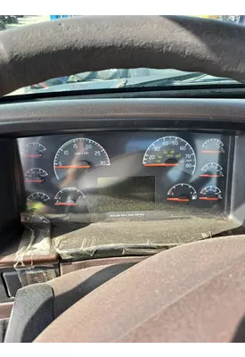 VOLVO VNL GAUGE CLUSTER