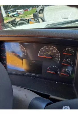 VOLVO VNL GAUGE CLUSTER