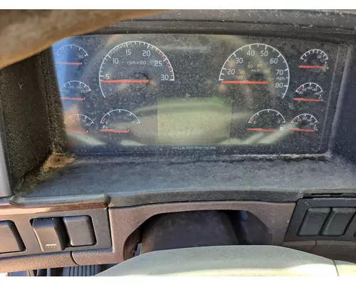 VOLVO VNL GAUGE CLUSTER