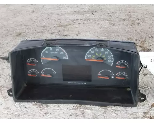 VOLVO VNL GAUGE CLUSTER