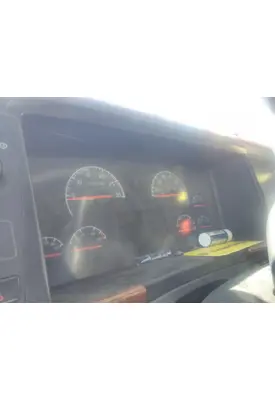VOLVO VNL GAUGE CLUSTER