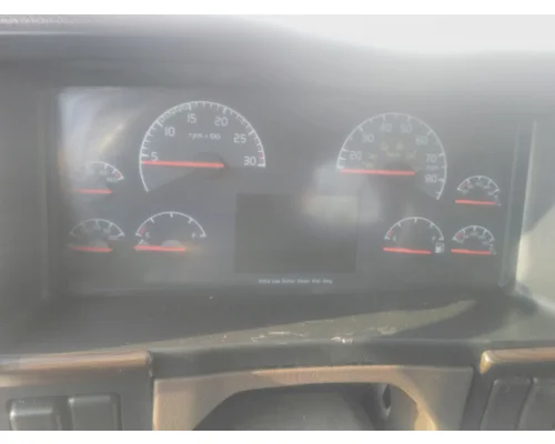 VOLVO VNL GAUGE CLUSTER