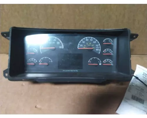 VOLVO VNL GAUGE CLUSTER