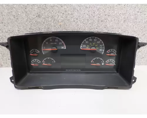 VOLVO VNL GAUGE CLUSTER