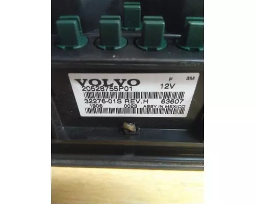 VOLVO VNL GAUGE CLUSTER