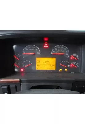 VOLVO VNL GAUGE CLUSTER