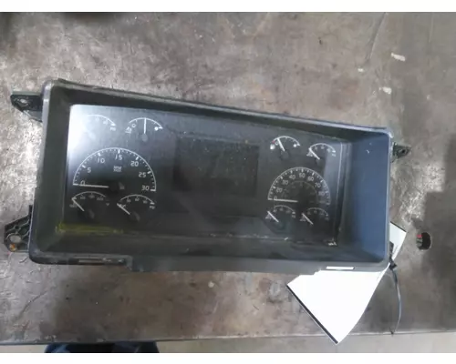 VOLVO VNL GAUGE CLUSTER