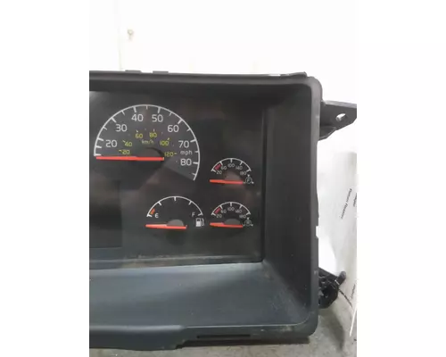 VOLVO VNL GAUGE CLUSTER