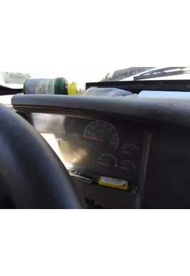 VOLVO VNL GAUGE CLUSTER
