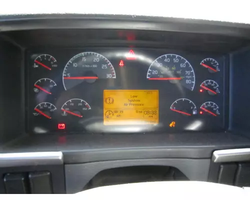 VOLVO VNL GAUGE CLUSTER