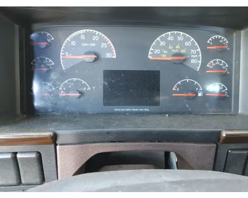 VOLVO VNL GAUGE CLUSTER