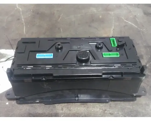 VOLVO VNL GAUGE CLUSTER