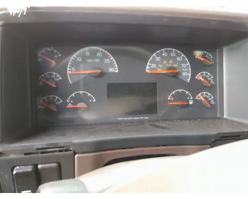 VOLVO VNL GAUGE CLUSTER