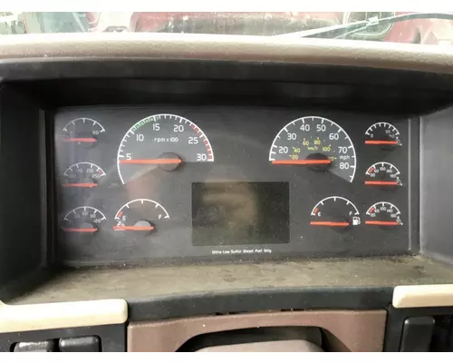 VOLVO VNL GAUGE CLUSTER