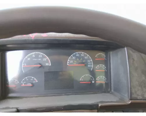 VOLVO VNL GAUGE CLUSTER