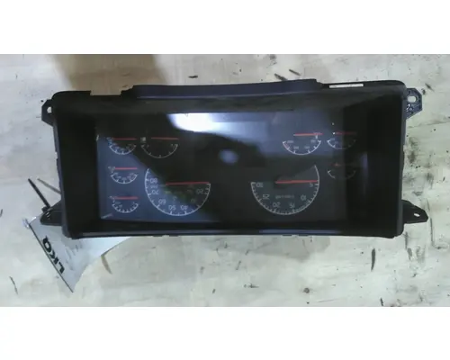 VOLVO VNL GAUGE CLUSTER